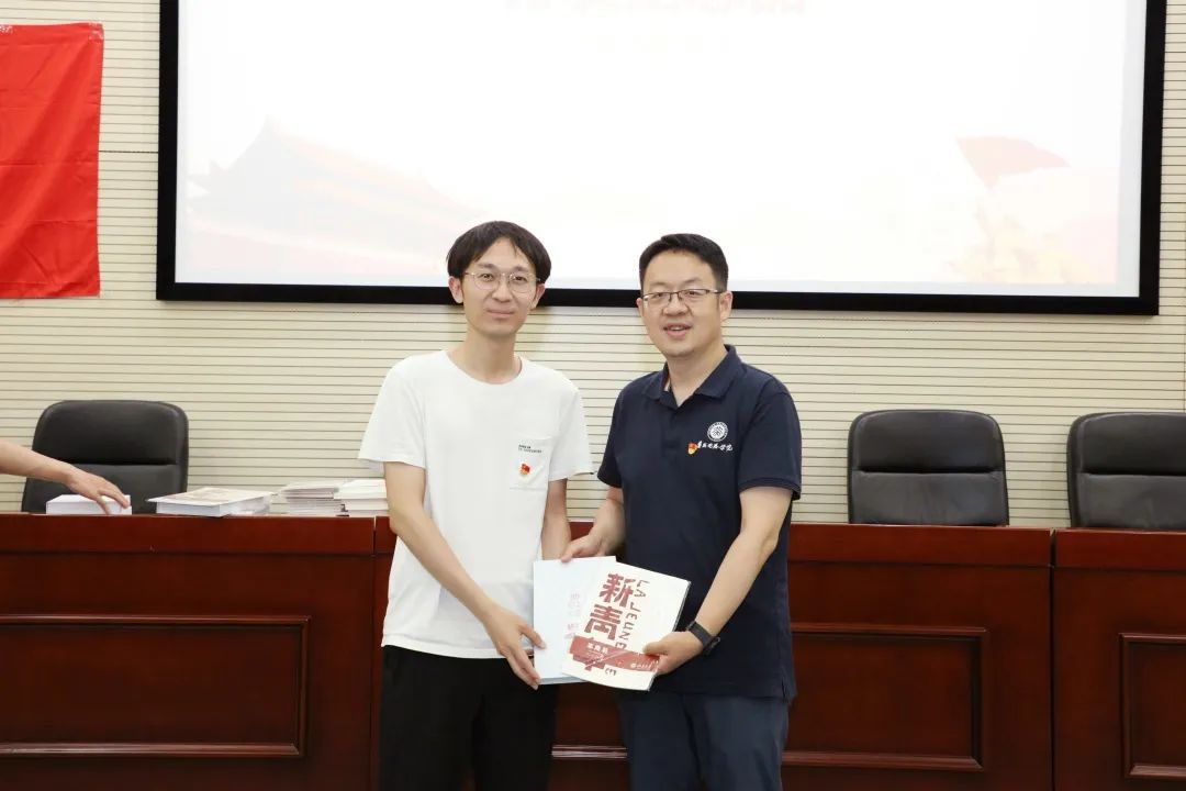 2e57852c868d41f4a06491baa9be0c74.jpg 2e57852c868d41f4a06491baa9be0c74.jpg