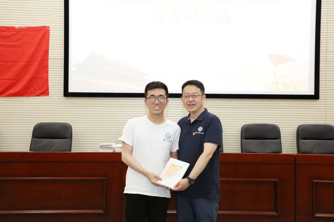 096a76a1975043929a43e466876626ef.jpg 096a76a1975043929a43e466876626ef.jpg