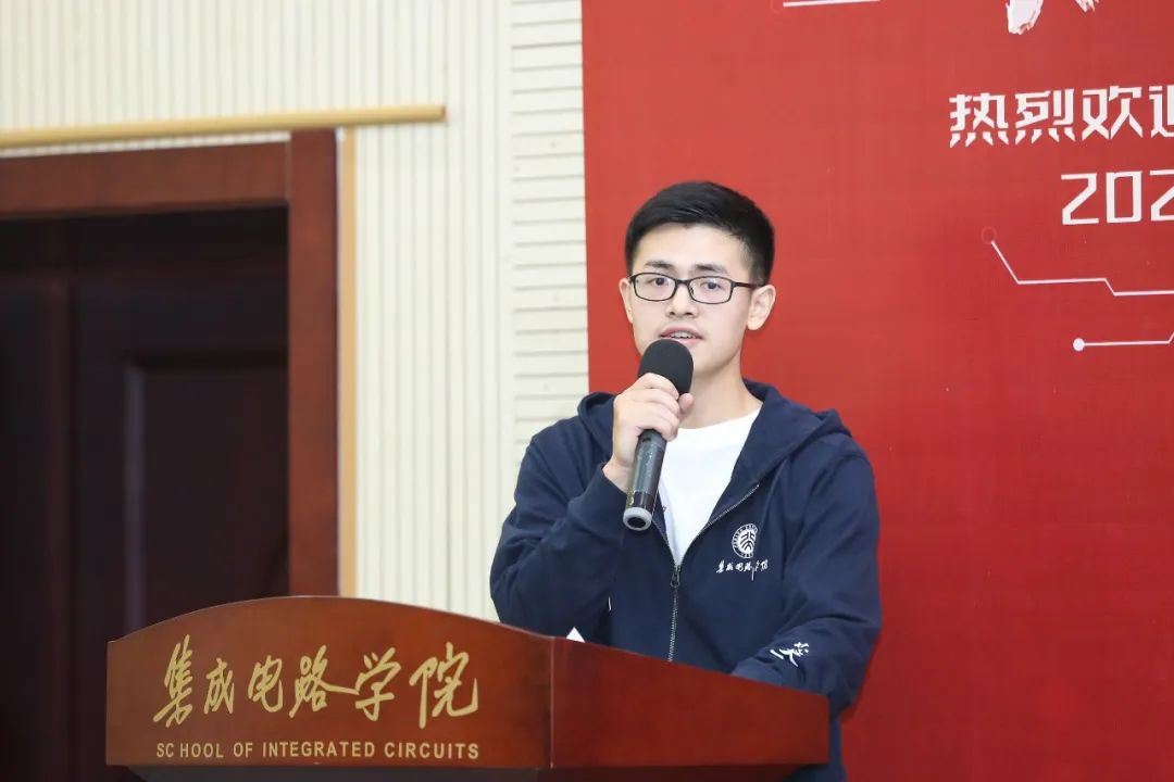 7d7bfe9d788d408b9749a94a9da58803.jpg 7d7bfe9d788d408b9749a94a9da58803.jpg