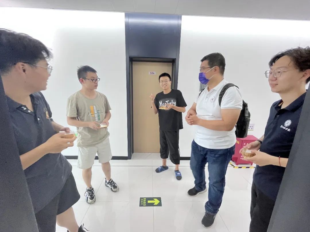 84712c05cd8645f1a48c6547d554a94d.jpg 84712c05cd8645f1a48c6547d554a94d.jpg