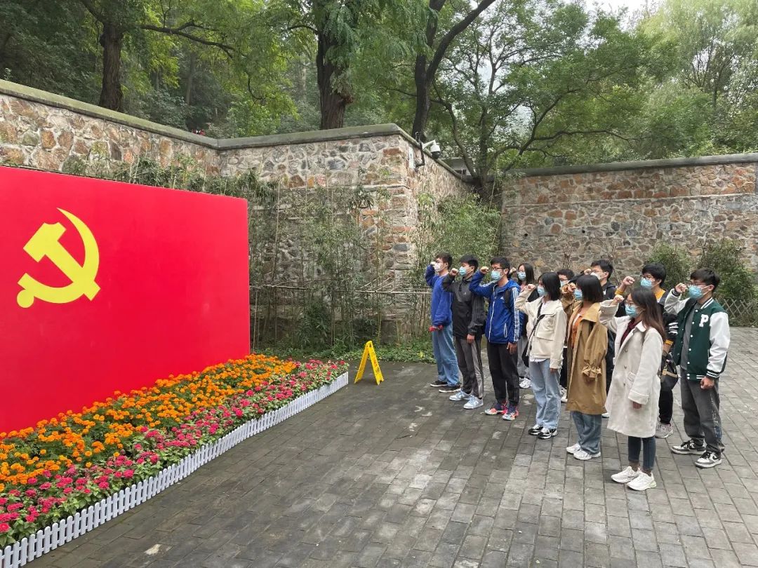 73a1f8552d0e4a80976971e02e0d4f92.jpg 73a1f8552d0e4a80976971e02e0d4f92.jpg