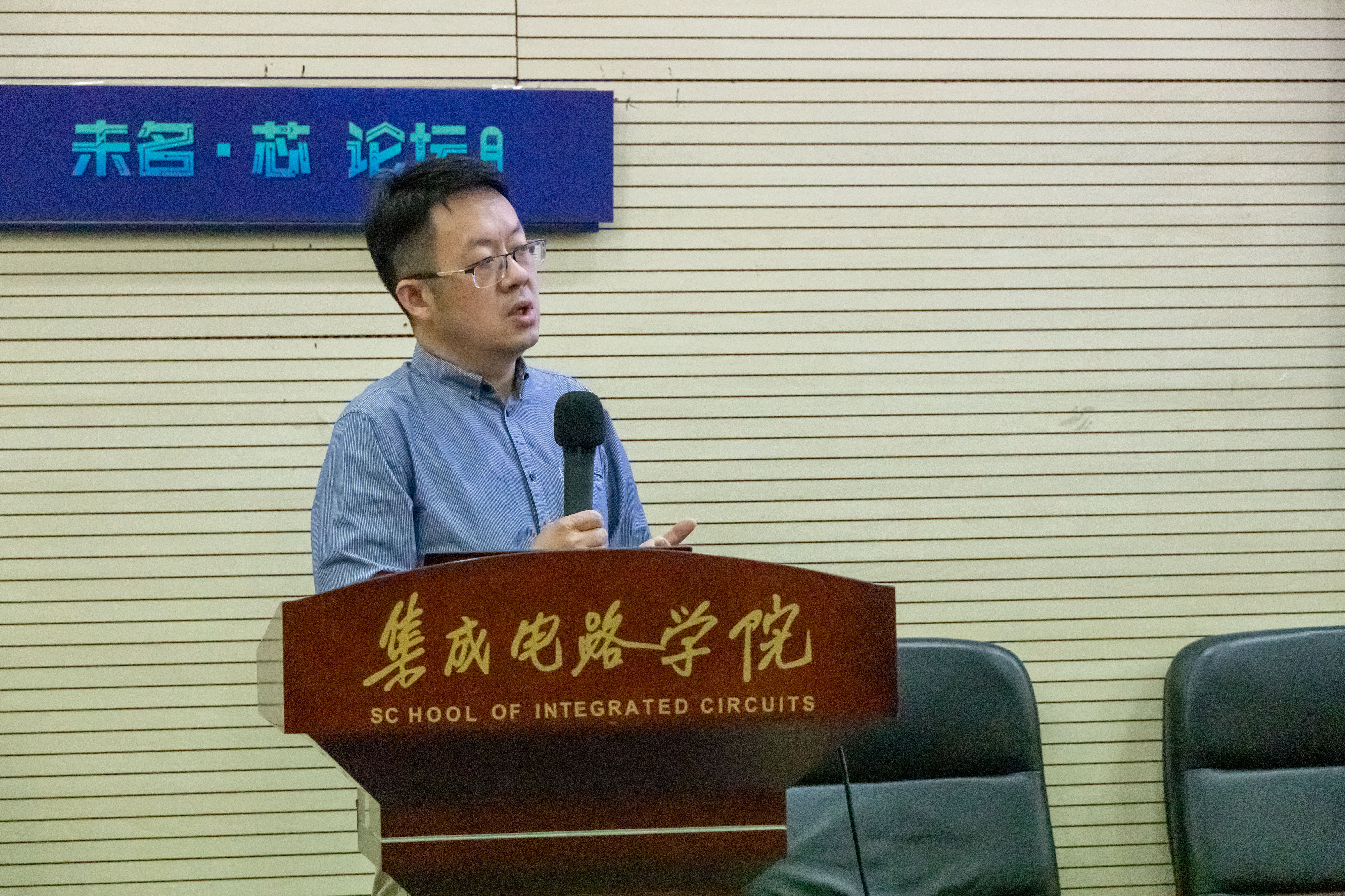 c136426a9235499d97b0dc160abab3a7.jpg c136426a9235499d97b0dc160abab3a7.jpg