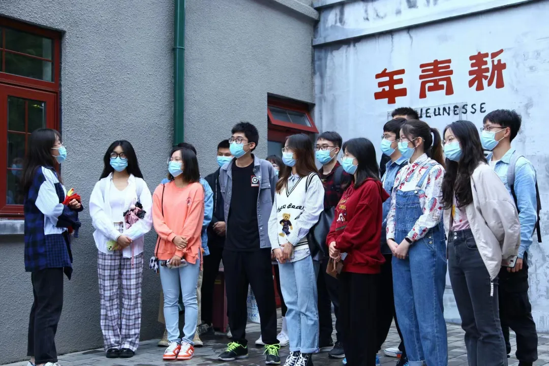 ca9753f284c74d57a371ae69720d8dee.jpg ca9753f284c74d57a371ae69720d8dee.jpg