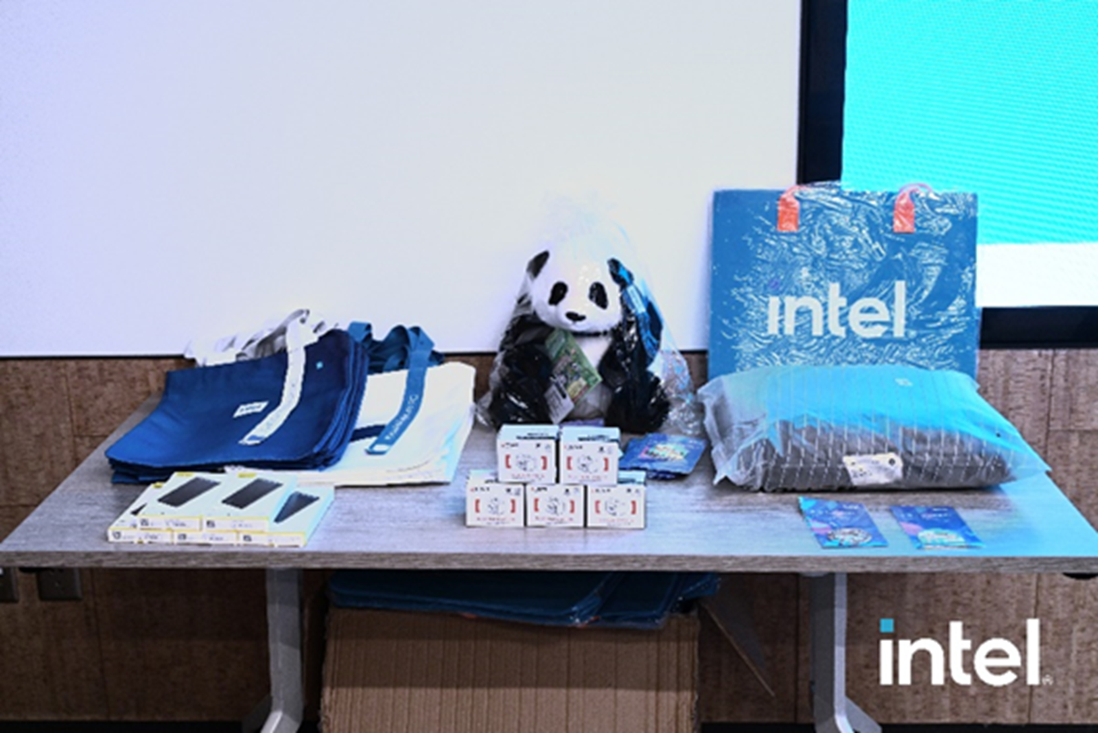 aeb654d42b0b4d56bdf7fe0a29f631ae.png aeb654d42b0b4d56bdf7fe0a29f631ae.png