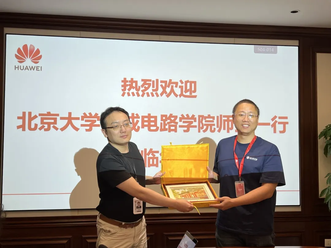 246f8edf51d8440a953948d42119b913.jpg 246f8edf51d8440a953948d42119b913.jpg