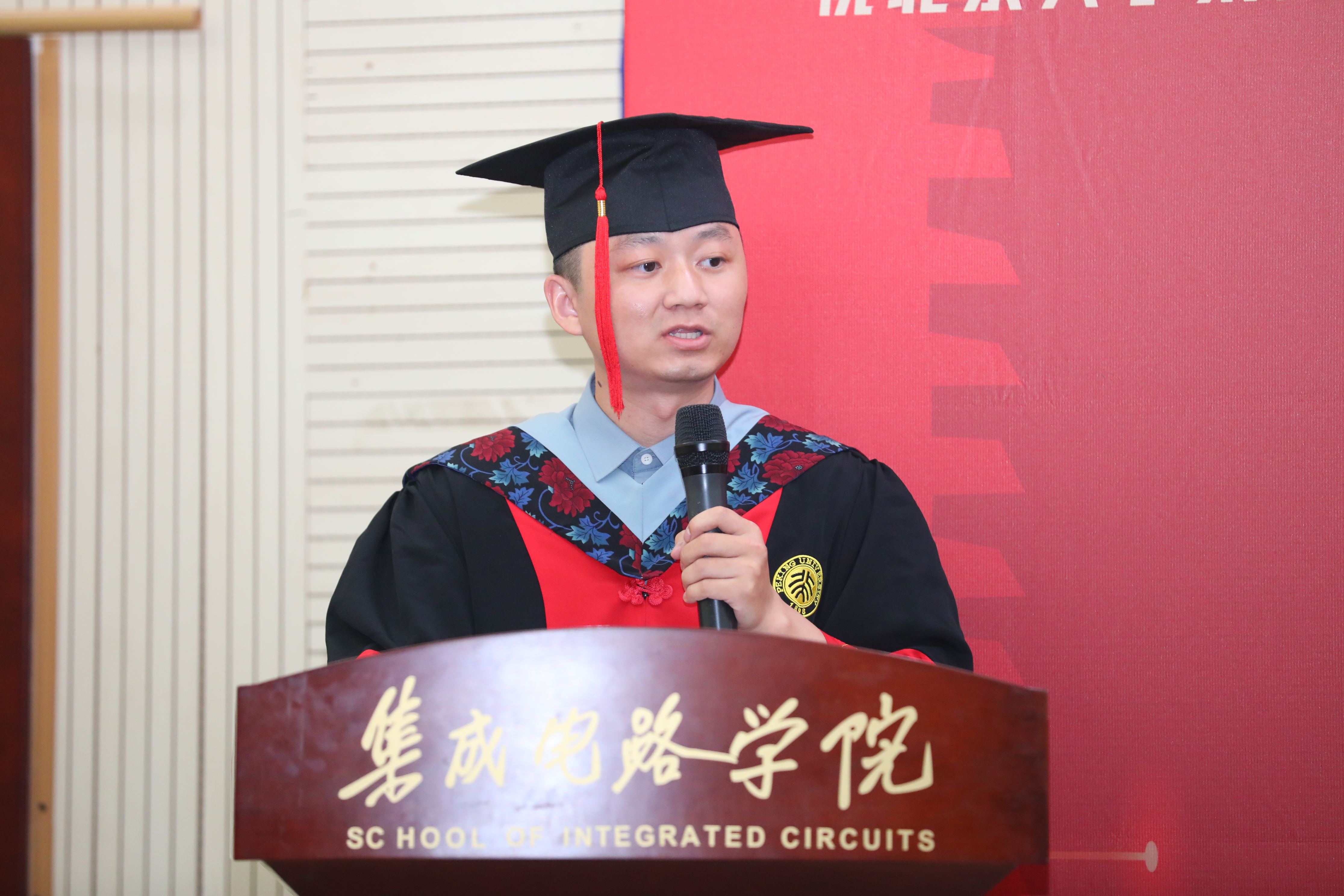 9088685f12d749b693a044e833391eb8.jpg 9088685f12d749b693a044e833391eb8.jpg